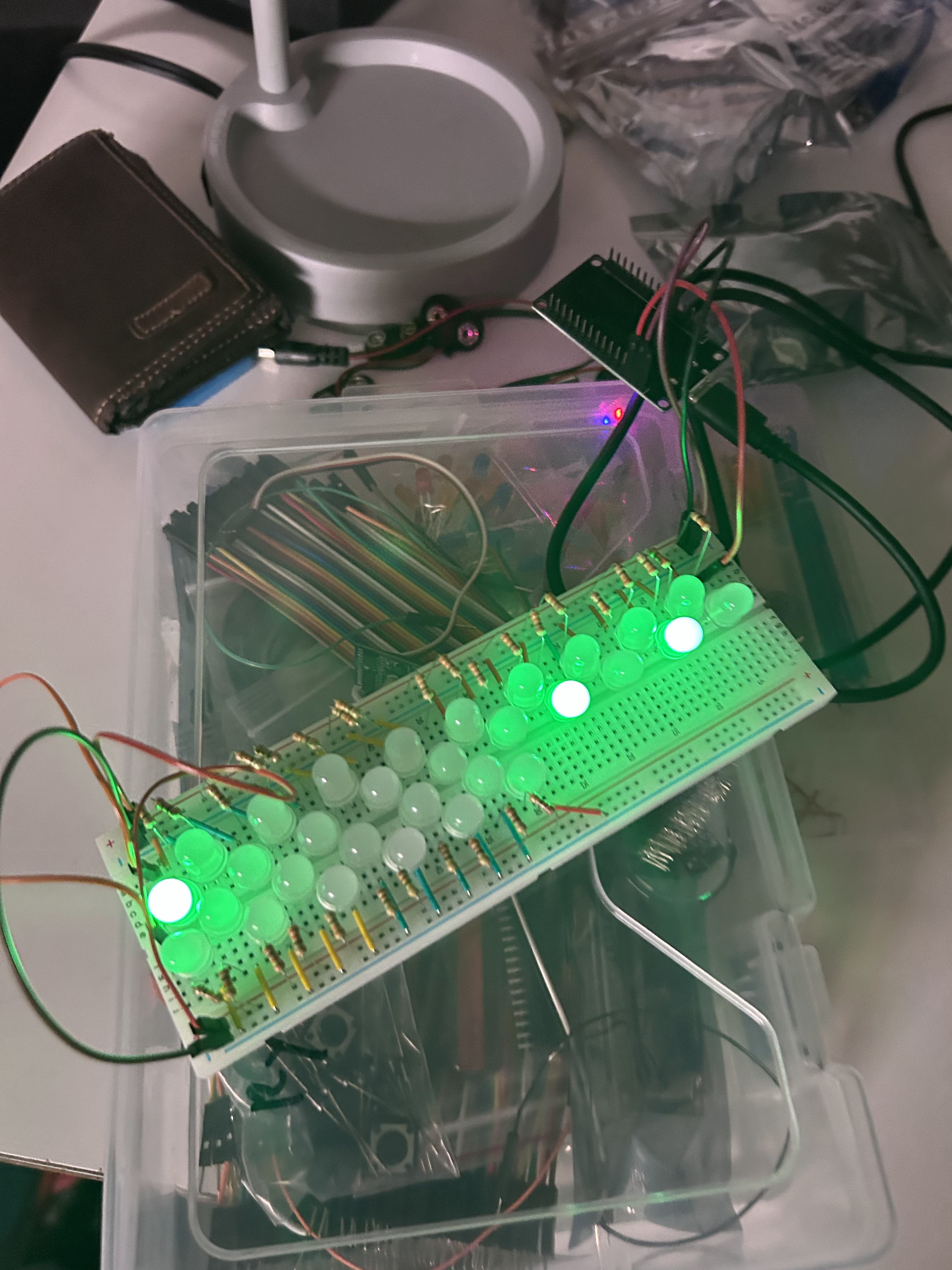 Live tracking of the B line with ESP32 and PL9823 LEDs